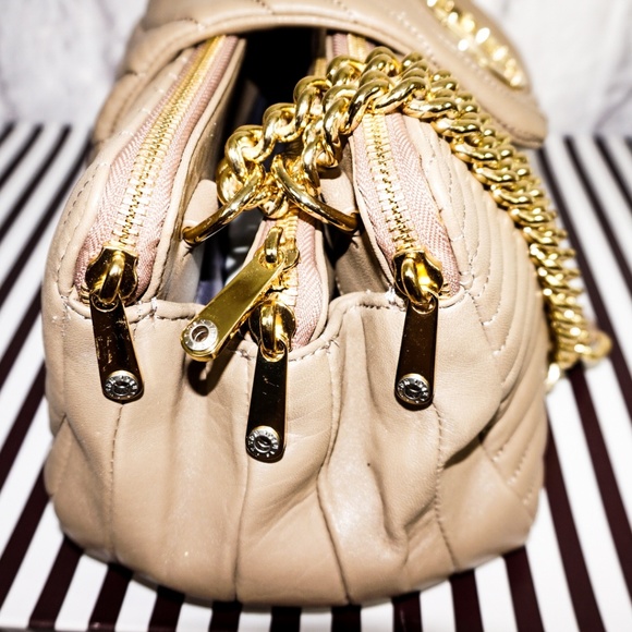 LARGE Beautiful HENRI BENDEL No.7 Quilted Handbag - Picture 2 of 4